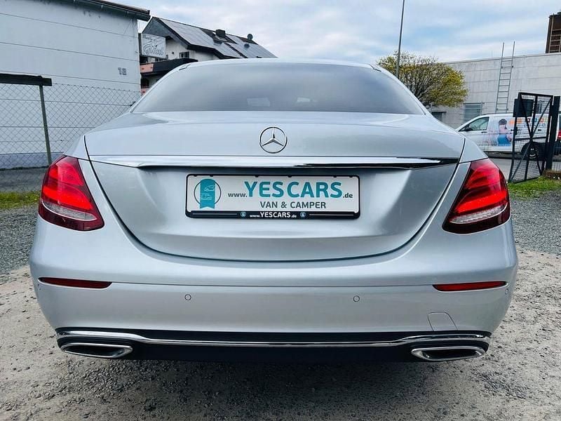 Gebraucht Mercedes E220 Avantgarde 194 PS (142 kW) 2017 Silber Limousine
