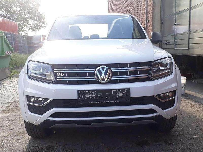 Gebraucht VW Amarok Dark Label 204 PS (150 kW) 2018 Weiß Pickup