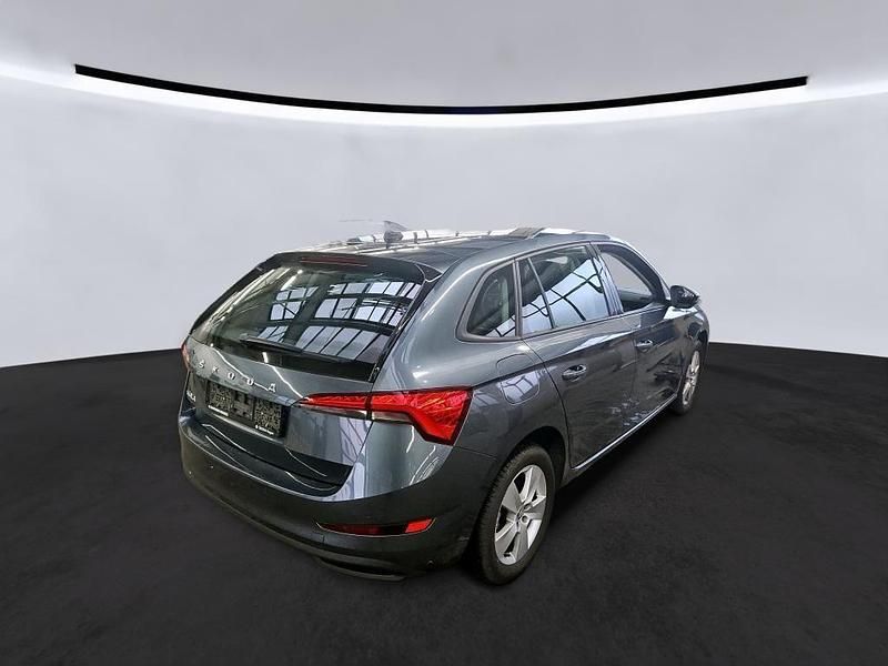 Gebraucht Skoda Scala Cool Plus 95 PS (69 kW) 2021 Grau Kleinwagen