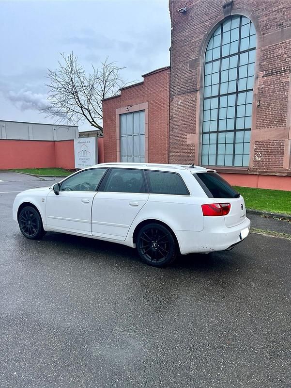 Gebraucht Seat Exeo 170 PS (125 kW) 2012 Weiß Kombi