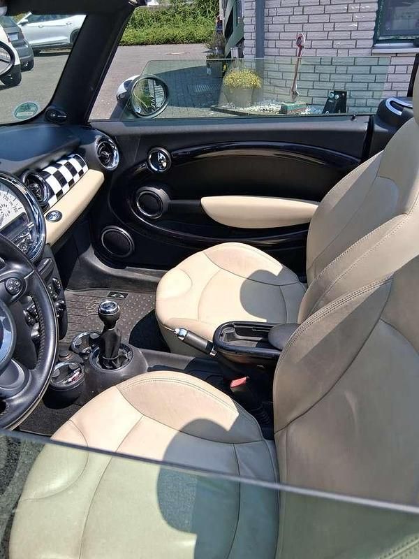 Gebraucht Mini Cooper S Cabriolet 184 PS (135 kW) 2011 Braun (metallic) Cabrio