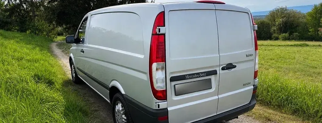 Używany Mercedes Vito 95 KM (69 kW) 2012 Srebrny Van