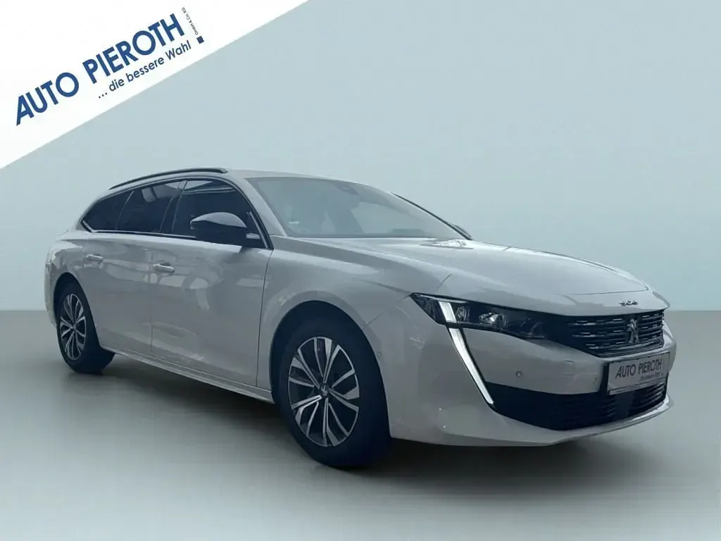Gebraucht Peugeot 508 SW Allure 131 PS (96 kW) 2023 Perlmutt weiß metallic Kombi