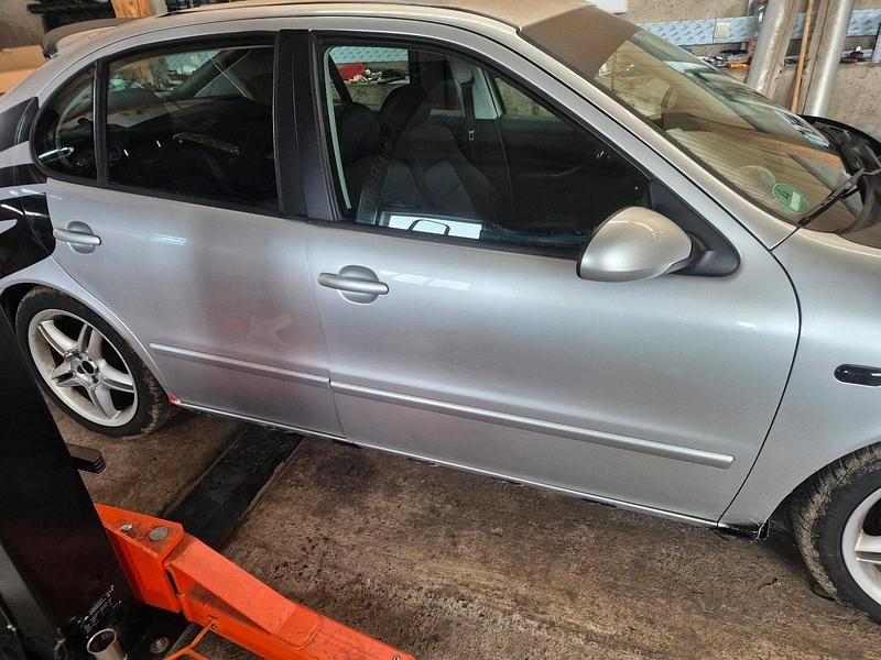 Gebraucht Seat Leon 180 PS (132 kW) 2004 Silber Kleinwagen