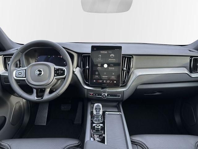 Neu Volvo XC60 Plus 250 PS (183 kW) 2025 Grau SUV