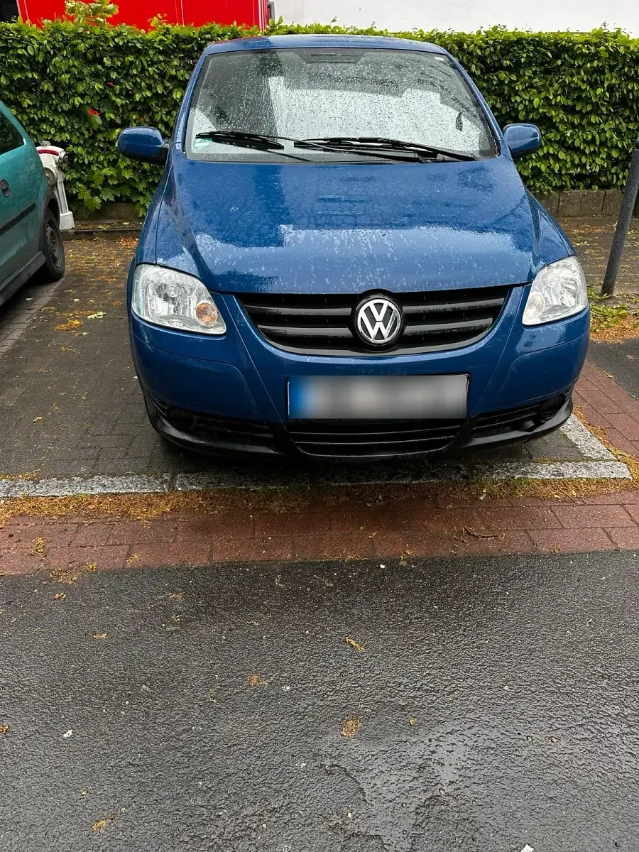 Używany VW Fox 55 KM (40 kW) 2006 Niebieski Hatchback