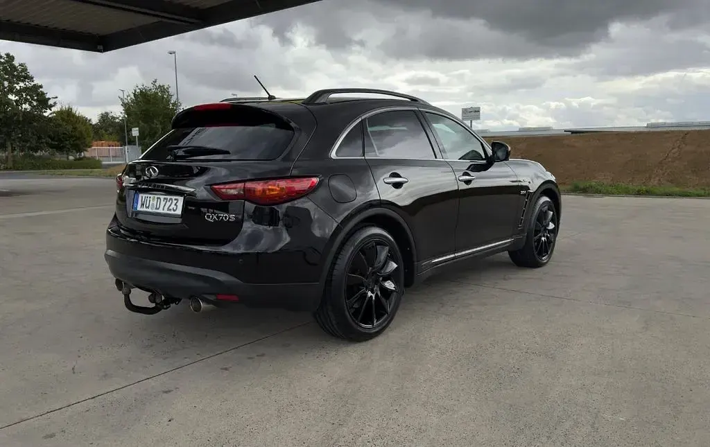 Gebraucht Infiniti QX70 238 PS (175 kW) 2014 Schwarz SUV
