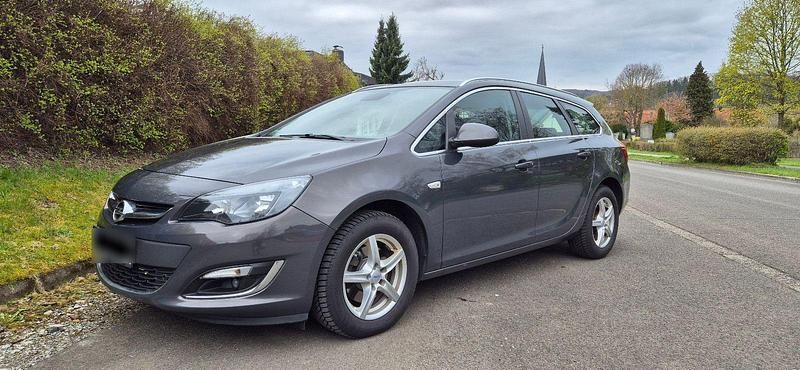 Gebraucht Opel Astra 110 PS (80 kW) 2016 Grau Kombi