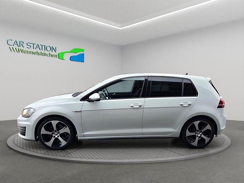 Gebraucht VW Golf VII GTI 220 PS (161 kW) 2016 Pure white Limousine