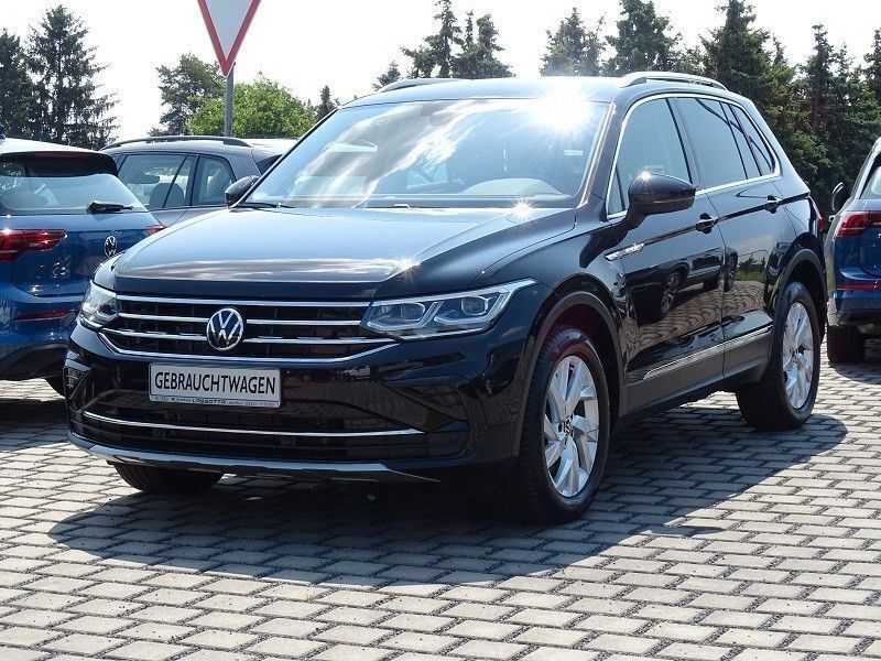 Schwarz Gebraucht 2021 VW Tiguan Elegance SUV | 28.990 € (Guter Preis) - Bild 1/4