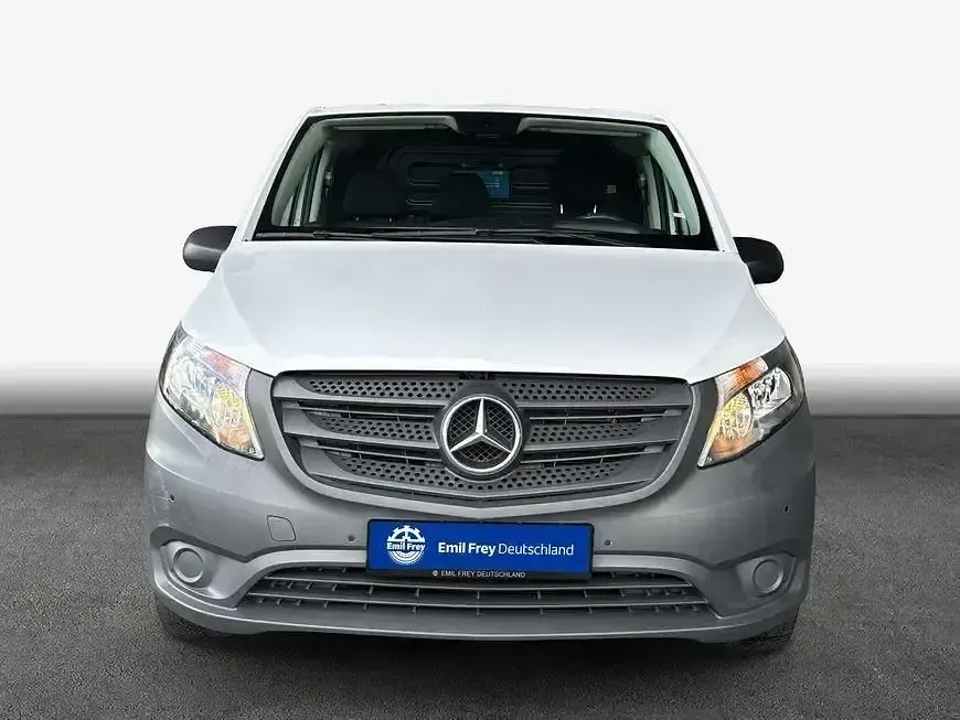 Gebraucht Mercedes Vito 163 PS (119 kW) 2022 Weiß Van