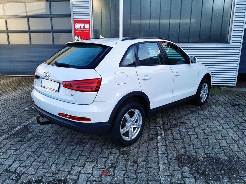 Gebraucht Audi Q3 140 PS (102 kW) 2013 Weiß SUV