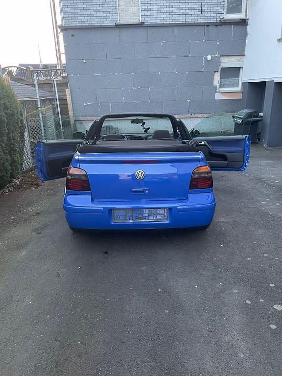 Gebraucht VW Golf Cabriolet Trendline 75 PS (55 kW) 2000 Blau Cabrio