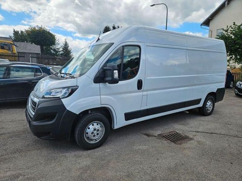 Gebraucht Peugeot Boxer Premium 165 PS (121 kW) 2022 Weiss Van