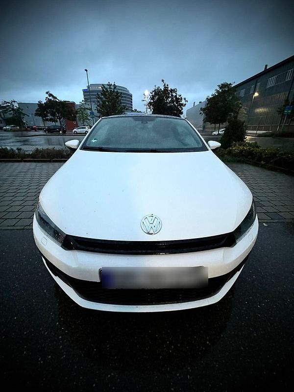 Weiß Gebraucht 2009 VW Scirocco Coupé | 4.500 € (Fairer Preis) - Bild 1/4