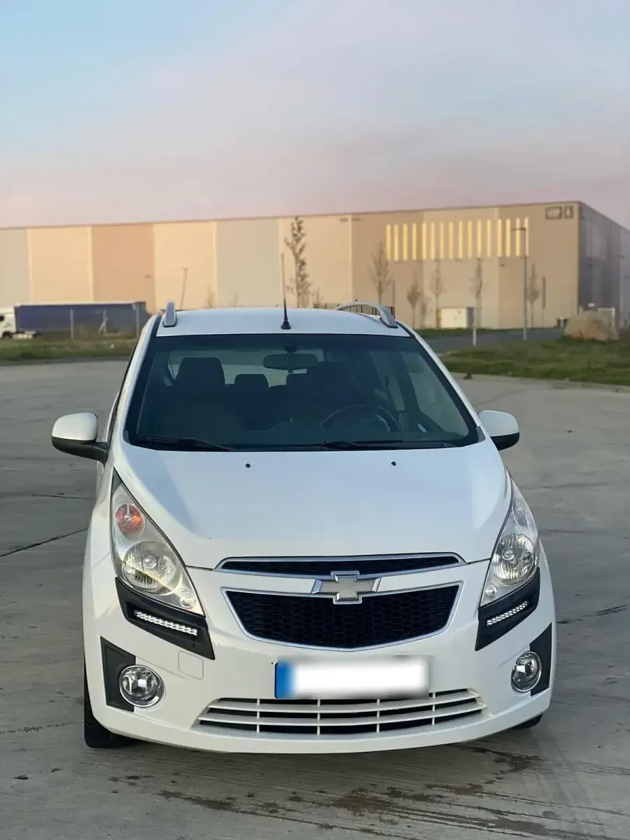 Brugt Chevrolet Spark LS 82 HK (60 kW) 2011 Hvid Hatchback