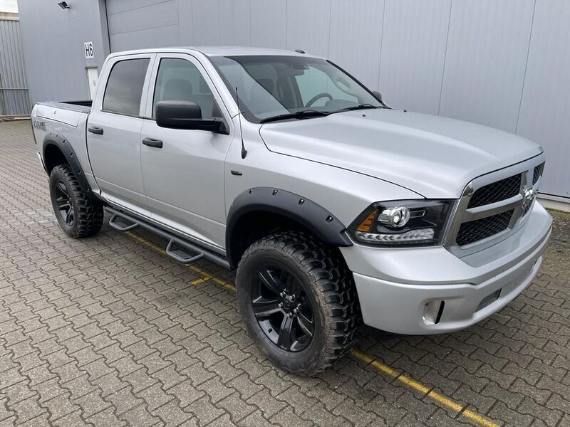 Gebraucht Dodge Ram 401 PS (294 kW) 2016 Silber Pickup