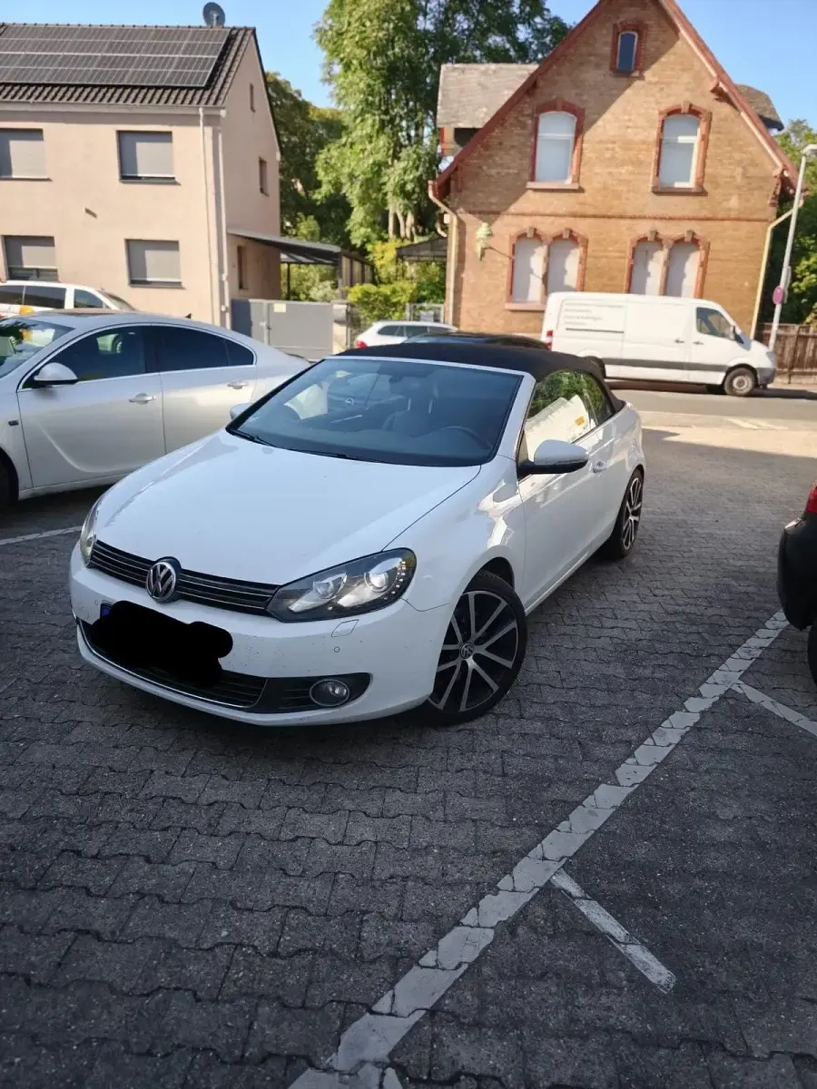 Gebraucht VW Golf Cabriolet 160 PS (117 kW) 2013 Weiß Cabrio