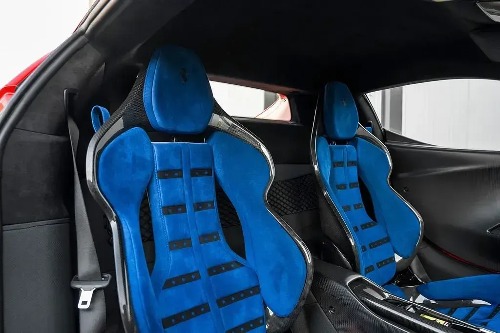 Neu Ferrari 296 880 PS (647 kW) 2026 Rot