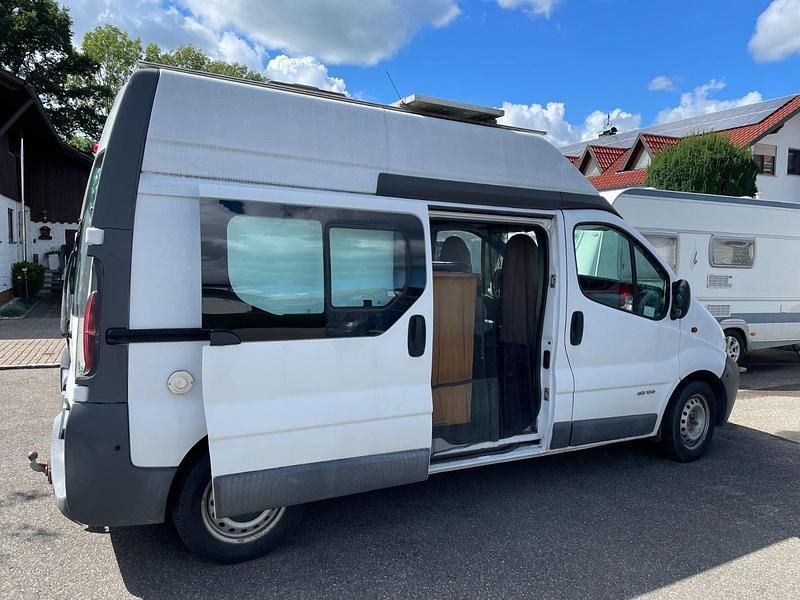 Weiß Gebraucht 2006 Renault Trafic Van | 11.500 € (Fairer Preis) - Bild 1/4