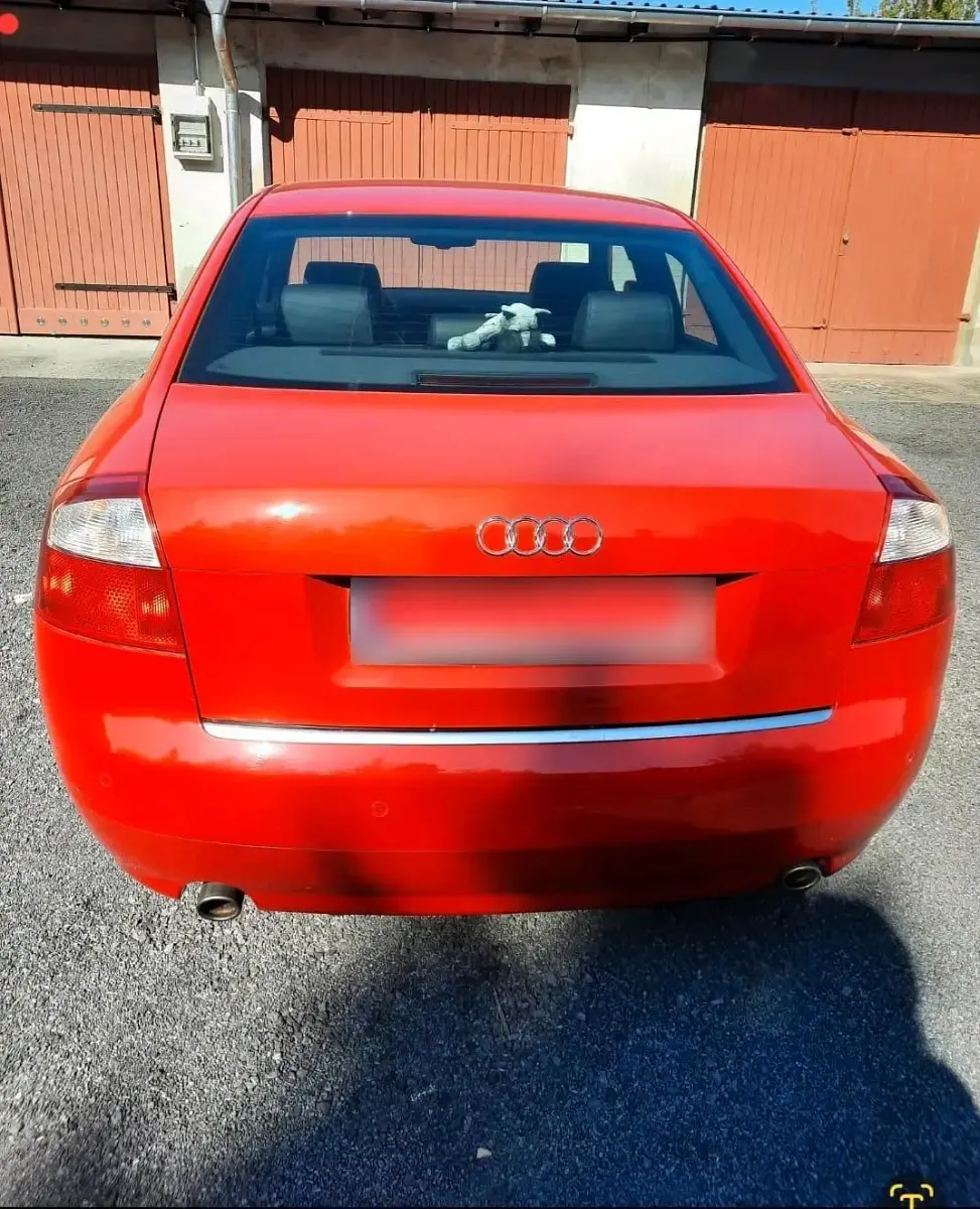 Gebraucht Audi A4 S-Line 163 PS (119 kW) 2003 Rot Limousine