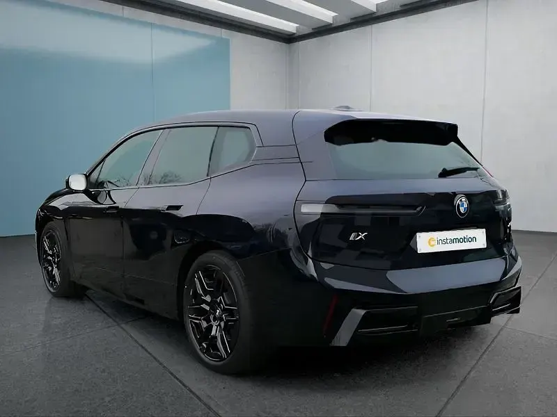 Gebraucht BMW iX M Sport 300 kW (408 PS) 2025 Schwarz SUV
