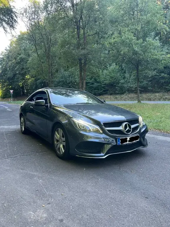 Gebraucht Mercedes E350 258 PS (189 kW) 2016 Grau Coupé