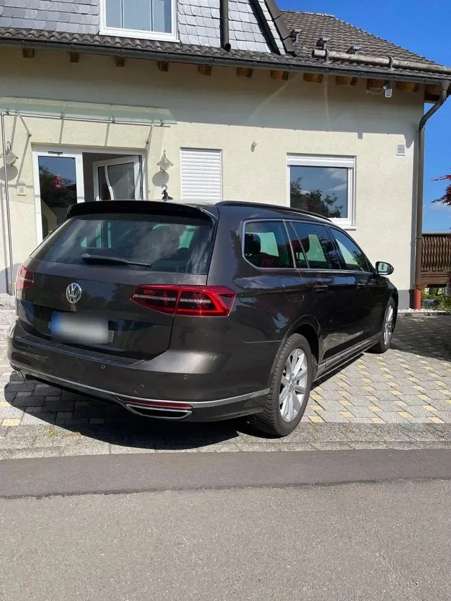 Gebraucht VW Passat R-line 179 PS (131 kW) 2015 Braun Kombi