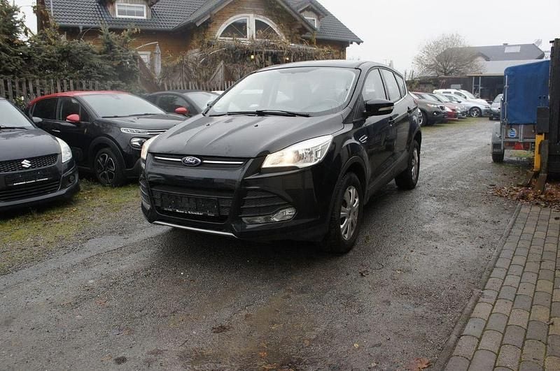 Schwarz Gebraucht 2013 Ford Kuga Trend SUV | 5.900 € (Superpreis) - Bild 1/4