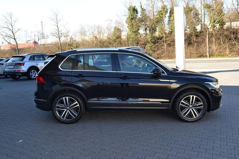 Gebraucht VW Tiguan Elegance 150 PS (110 kW) 2024 Schwarz SUV