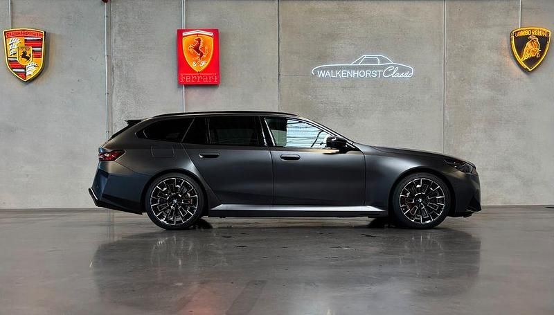 Gebraucht BMW M5 Performance 727 PS (534 kW) 2025 Grau Kombi