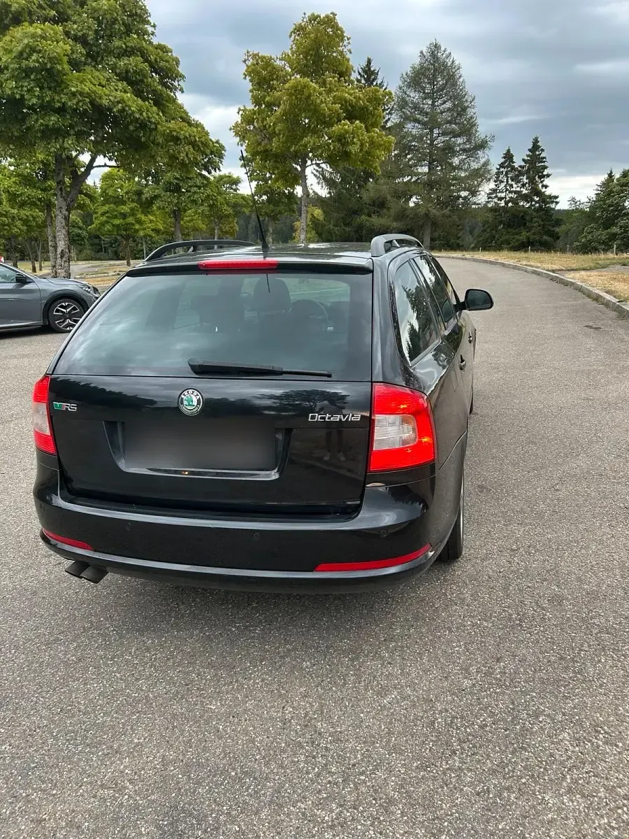 Gebraucht Skoda Octavia vRS 170 PS (125 kW) 2010 Schwarz Kombi