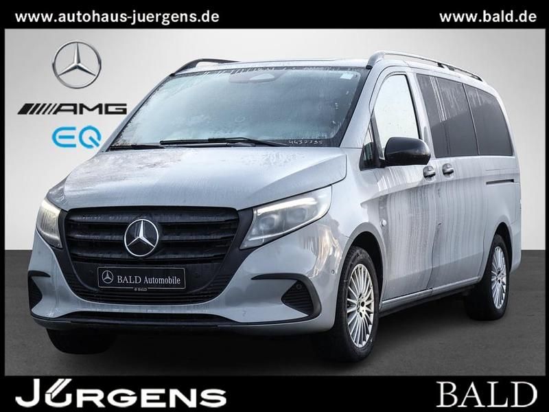 Grau alpingrau Gebraucht 2024 Mercedes Vito Van / Kleinbus | 48.240 € - Bild 1/4