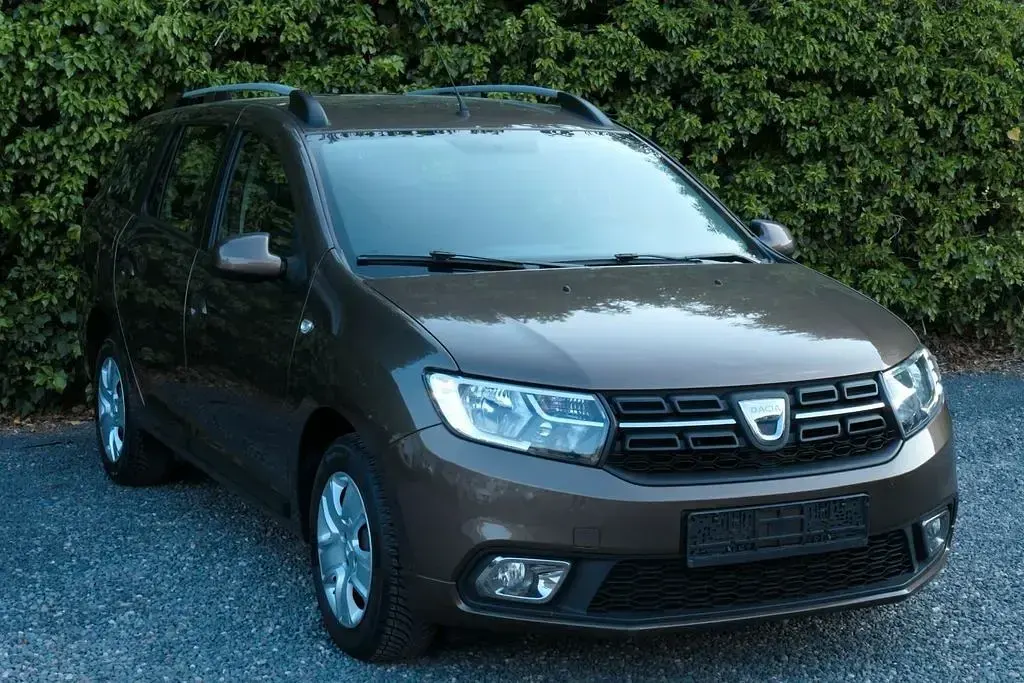 Gebraucht Dacia Logan MCV Lauréate 73 PS (53 kW) 2017 Braun Kombi