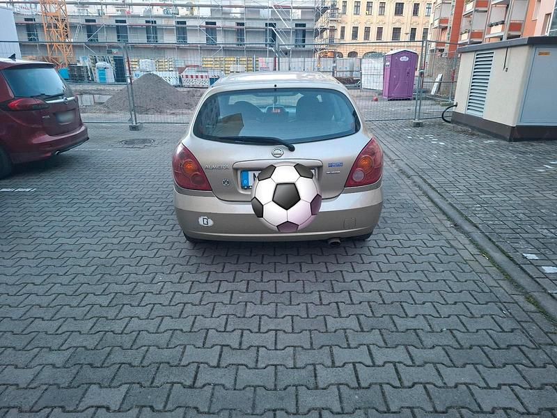 Gebraucht Nissan Almera 101 PS (74 kW) 2003 Gold Limousine