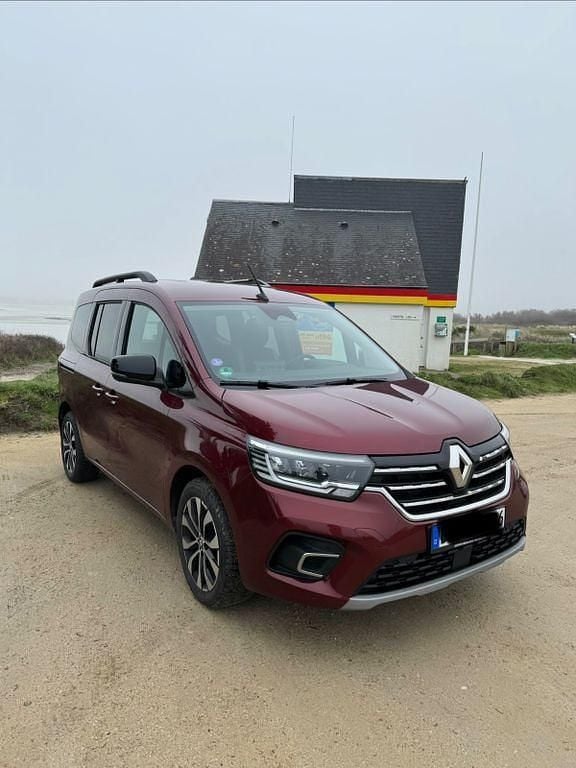 Gebraucht Renault Kangoo Techno 131 PS (96 kW) 2024 Rot Van / Kleinbus