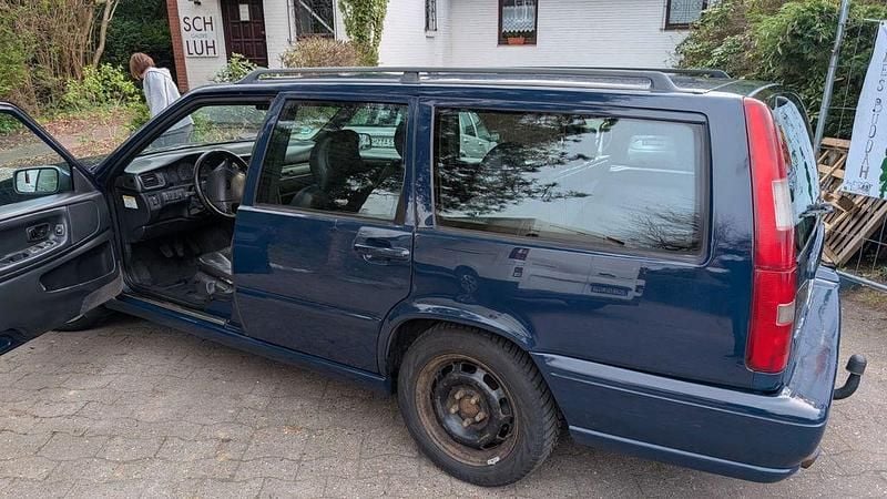 Gebraucht Volvo V70 144 PS (105 kW) 1998 Blau Kombi