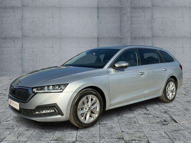 Gebraucht Skoda Octavia First Edition 150 PS (110 kW) 2020 Silber Kombi