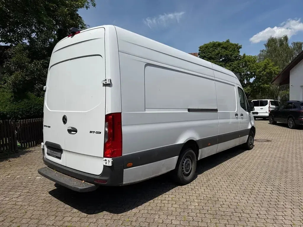Gebraucht Mercedes Sprinter 170 PS (125 kW) 2023 Weiß Van
