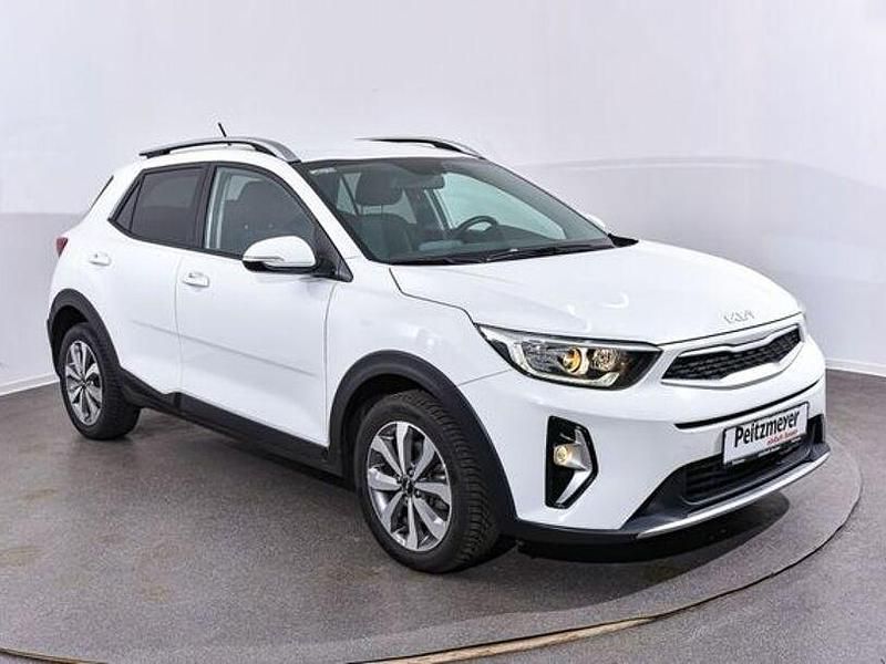 Gebraucht Kia Stonic Vision 101 PS (74 kW) 2024 Weiß SUV
