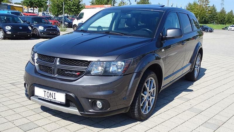 Grün Gebraucht 2016 Dodge Journey SUV | 13.900 € - Bild 1/4