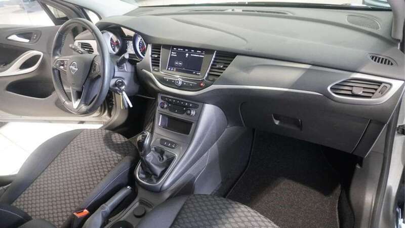 Gebraucht Opel Astra 145 PS (106 kW) 2021 Quarz grau Kombi
