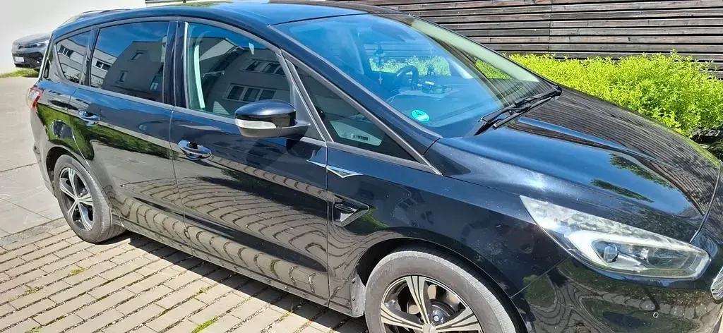 Gebraucht Ford S-MAX Trend 150 PS (110 kW) 2016 Schwarz Van / Kleinbus