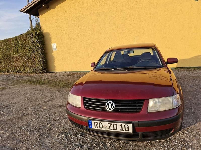 Gebraucht VW Passat 101 PS (74 kW) 1997 Limousine