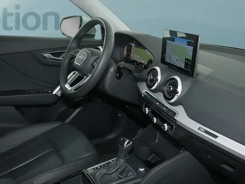 Gebraucht Audi Q2 150 PS (110 kW) 2025 Silber SUV