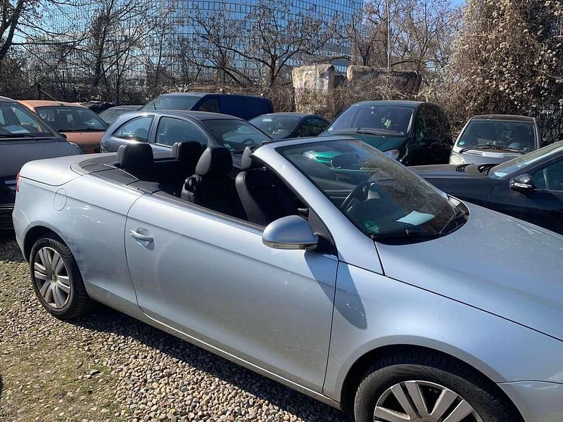 Gebraucht VW Eos 150 PS (110 kW) 2006 Silver essence metallic Cabrio