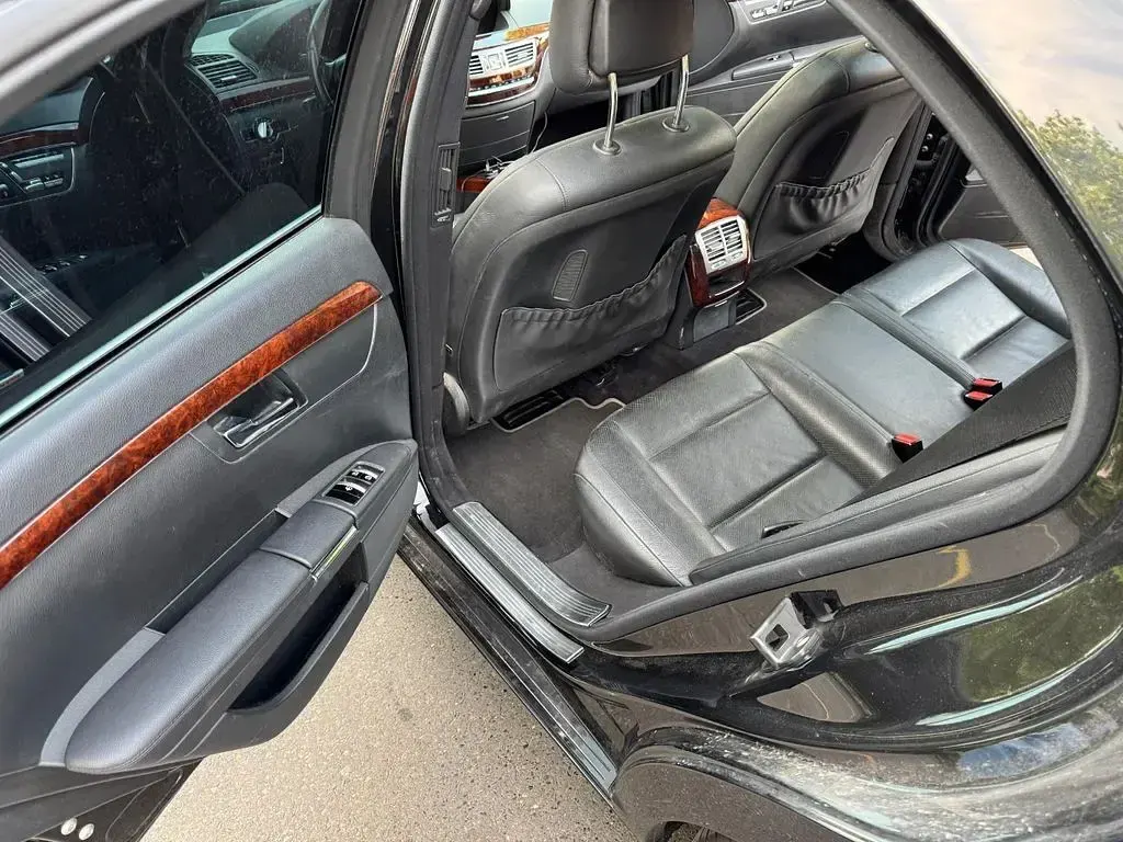 Gebraucht Mercedes S350 258 PS (189 kW) 2011 Schwarz Limousine