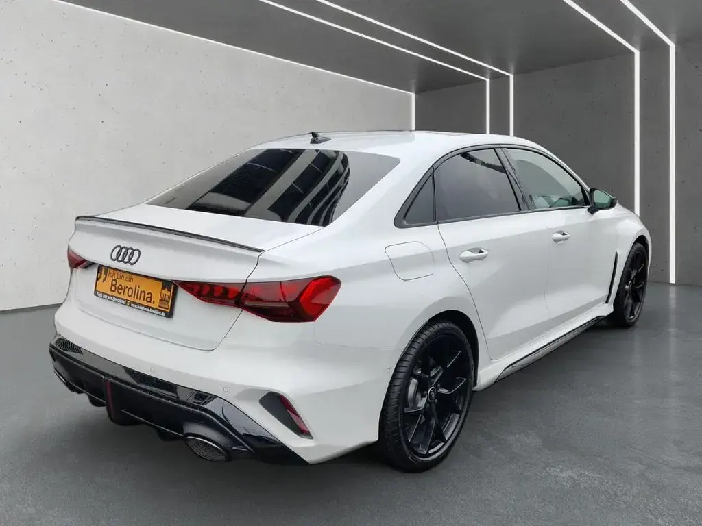 Gebraucht Audi RS3 Sport 400 PS (294 kW) 2026 Weiß Limousine