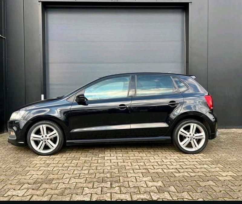 Schwarz Gebraucht 2013 VW Polo R-line Kleinwagen | 4.500 € (Guter Preis) - Bild 1/4
