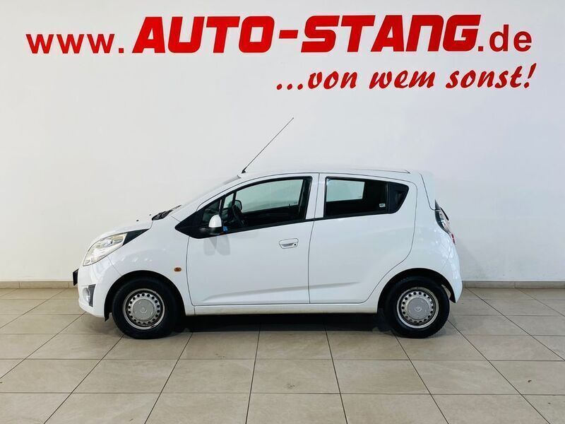 Gebraucht Chevrolet Spark 68 PS (50 kW) 2011 Schneeweiss/summitwhite/arctic Kleinwagen